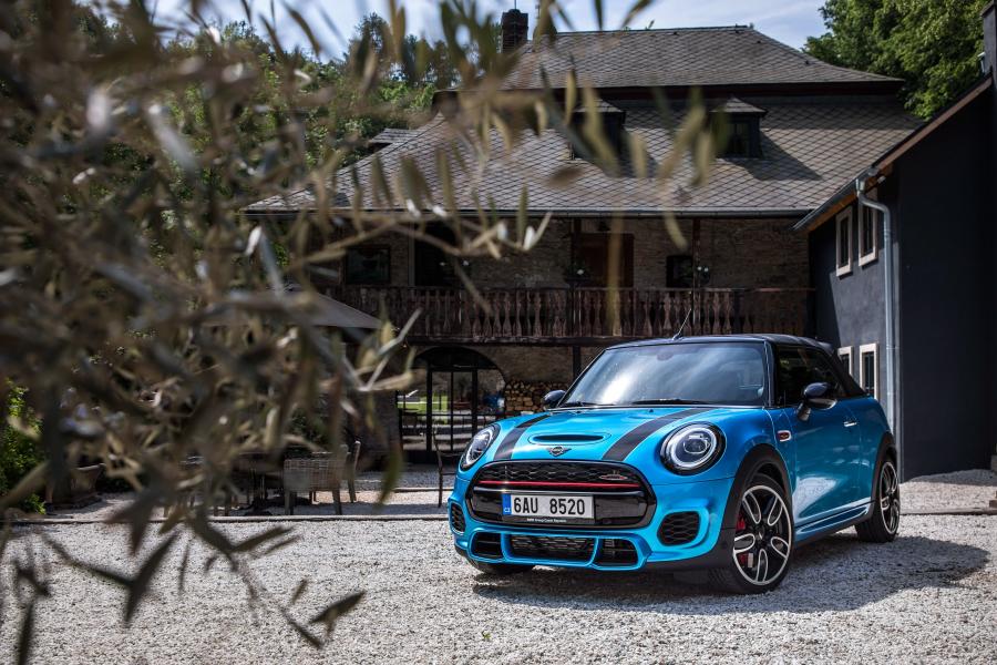  Mini John Cooper Works Cabrio (F57) 2018 года  (WW) (фото 7 из 36)